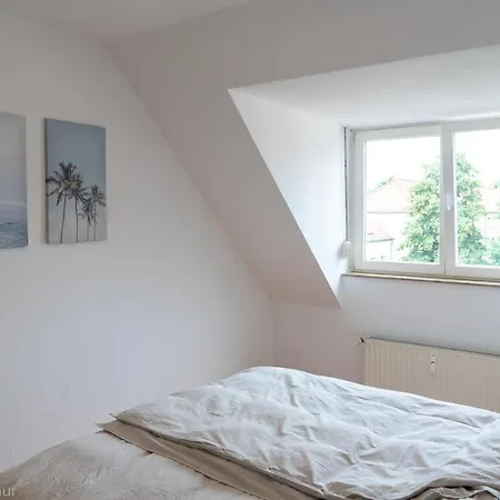 Edle Dg Maisonette Mit Balkon, Wohnzimmer, Arbeitszimmer, Waschmaschine, Ausstattung, Zentral * Furstenwalde