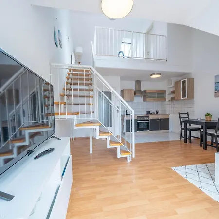 Edle Dg Maisonette Mit Balkon, Wohnzimmer, Arbeitszimmer, Waschmaschine, Ausstattung, Zentral Apartment *